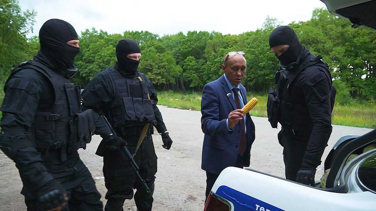 «у них просто подгорело» вымышленный депутат наливкин покорил миллионы россиян. кто за ним стоит и за что его преследуют?