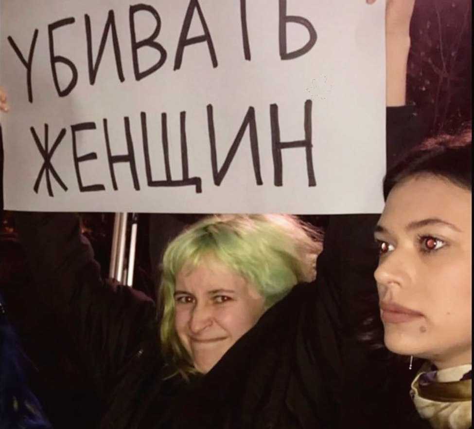 Российская блогерша провела трансляцию на порносайте и разочаровала подписчиков