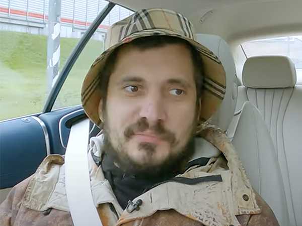 Паша Техник в интервью ютуб-каналу Макарена признался, что рекламировал голосование по поправкам в конституцию За это он получил три миллиона рублей