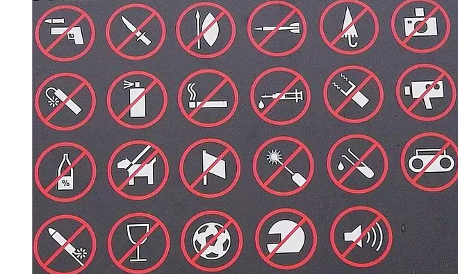 Что можно что нельзя делать в школе. Запрещающие знаки в самолете. Запрещенные предметы в школе. Знаки безопасности на корабле. Знаки безопасности на корабле и в самолете.