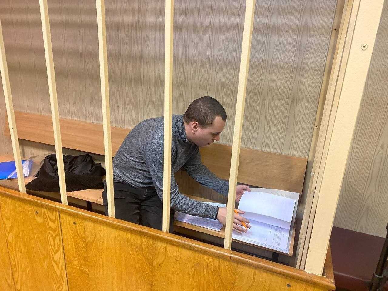 Слив изменённых показаний Андрея Нифёдова против ютубера Юрия Хованского разозлил Сети Блогер неоднократно путался в словах о дате выпуска песни про Норд-Ост