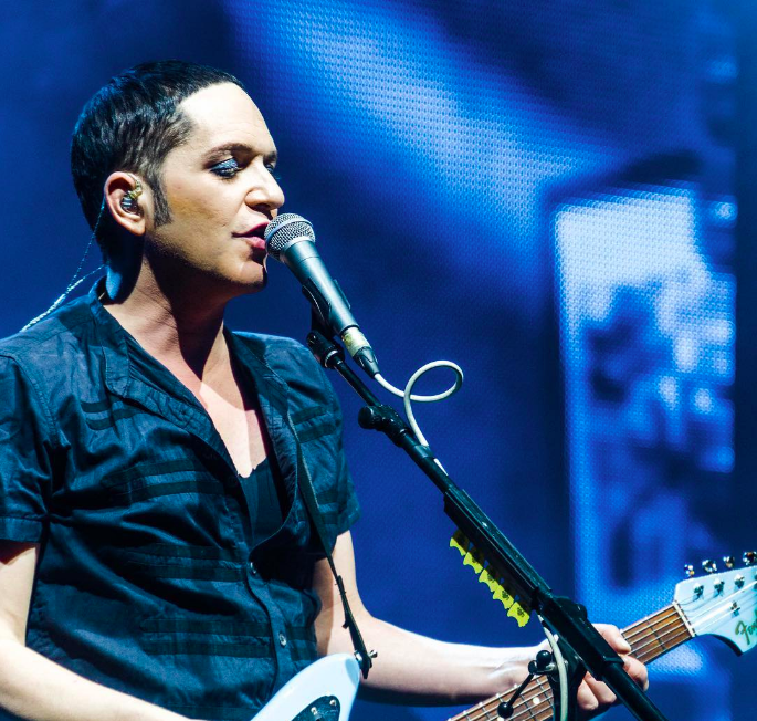 Brian molko